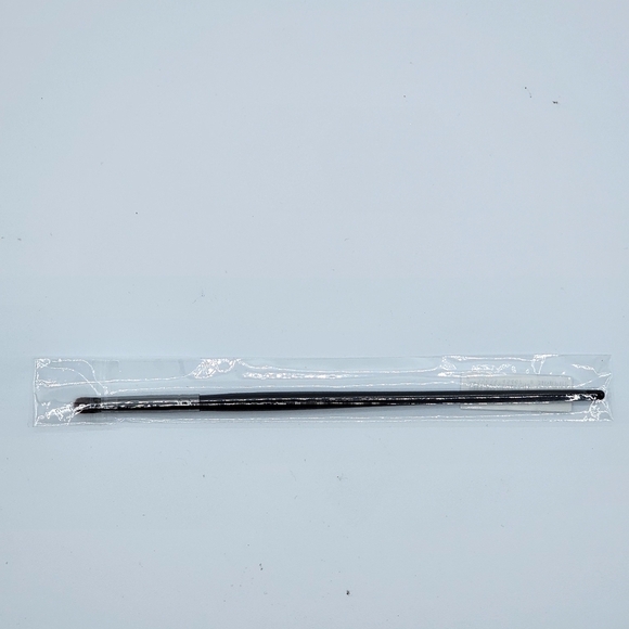 Morphe E36 Detail Crease Brush - Picture 2 of 5